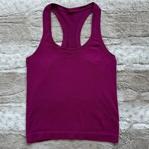 Lululemon Swiftly Tech Racerback Tank Top 2.0 *Race Length Size 2